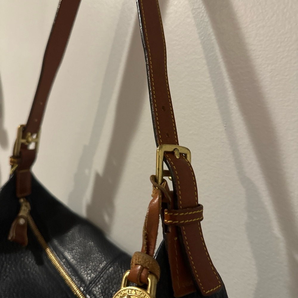 Dooney & Bourke Navy Blue Pebbled Leather Hobo Shoulder Handbag - Picture 4 of 13